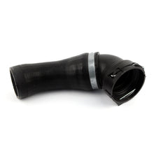 Load image into Gallery viewer, BMW E60 E61 5.30D Turbo Intercooler Hose 11617799400-1